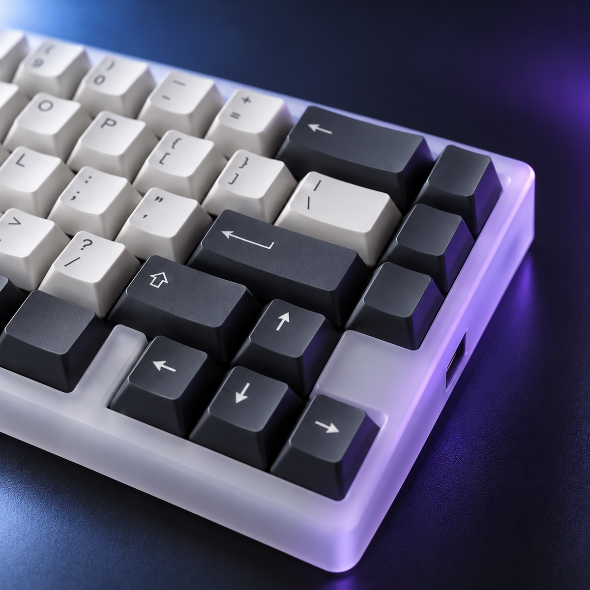 Halveniq Compact K65 Mechanical Keyboard, detail view